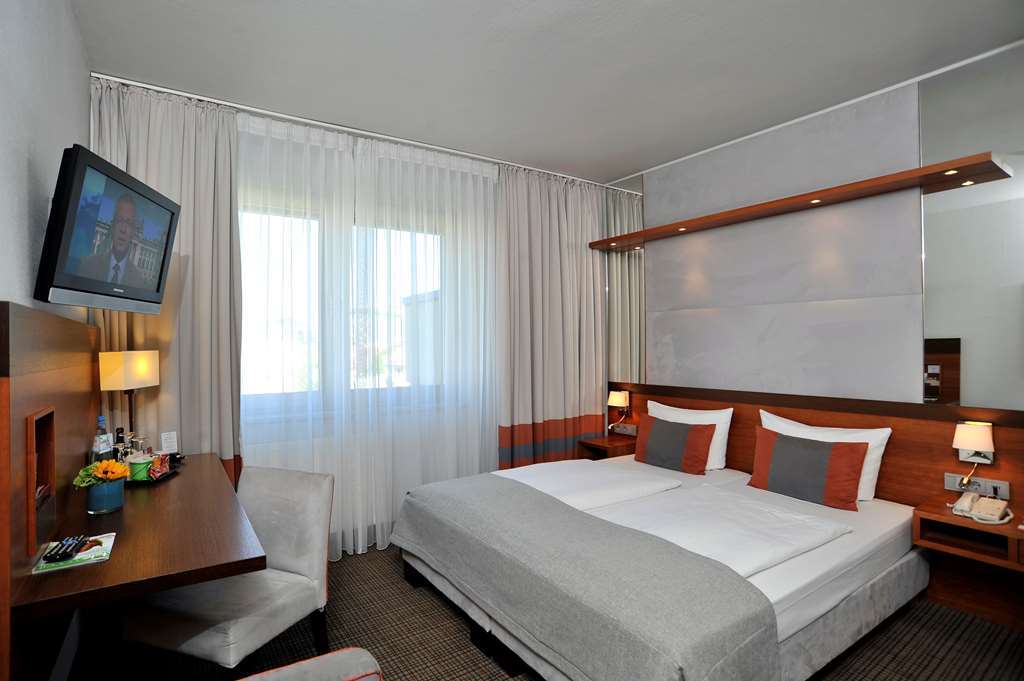 Golden Tulip Berlin Hotel Hamburg Eksteriør billede