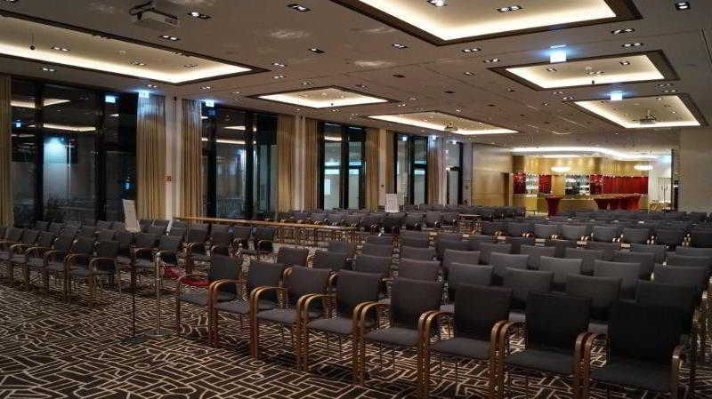 Golden Tulip Berlin Hotel Hamburg Eksteriør billede